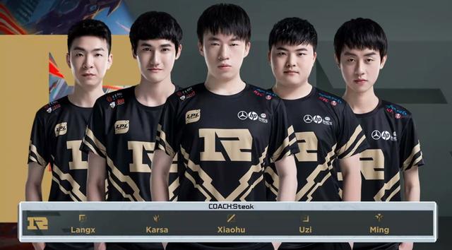 教练组在赛 教练组在赛